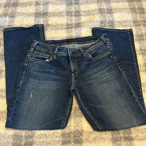 Silver Jeans Co. • Elyse Slim • Size 8 - Picture 2 of 5